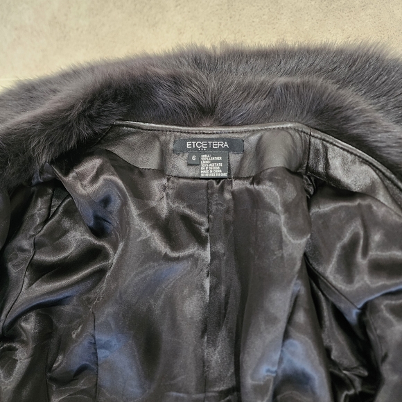 Etcetera leather jacket with fur collar and cuffs, sz 6. - Picture 6 of 6
